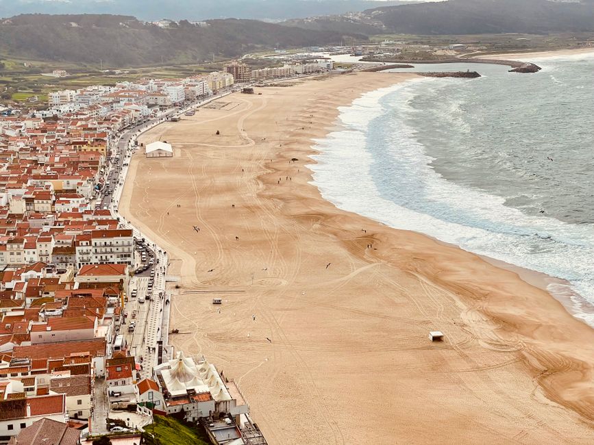 Nazaré e Óbidos — dia inteiro (8 h)