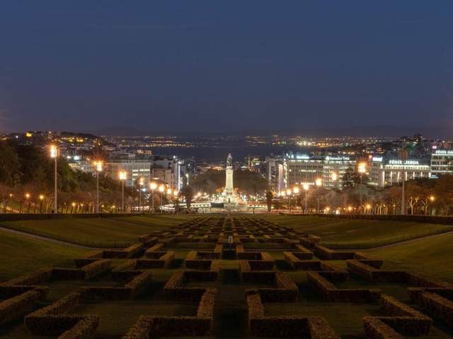 Noite em Lisboa com motorista — 4 horas