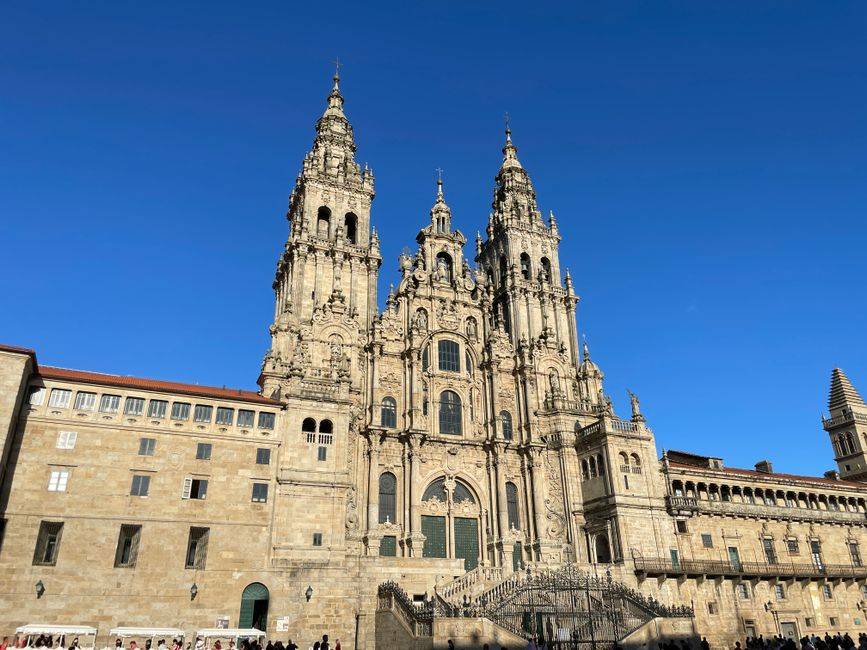 Santiago de Compostela — dia inteiro (14 h)