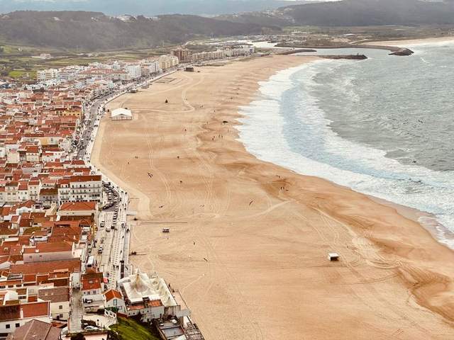 Nazaré e Óbidos — dia inteiro (8 h)