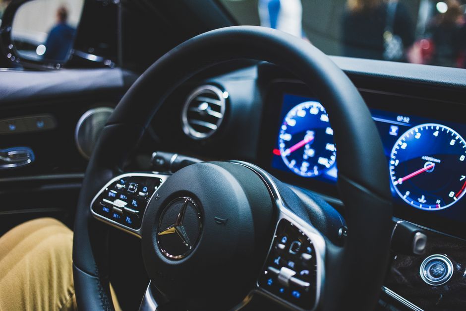 Fahrer zur Verfügung — 8 Stunden (150 km) — 2